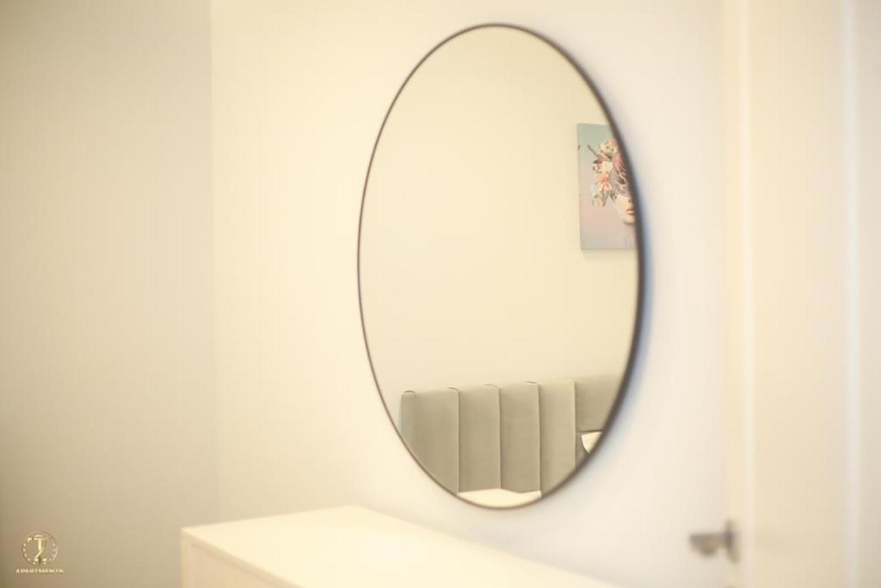 T2 City Apartments Влёра Экстерьер фото