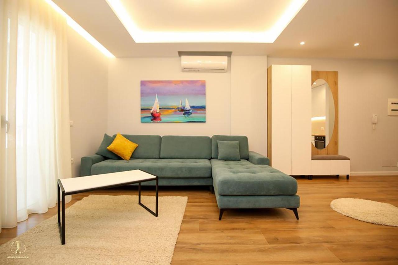 T2 City Apartments Влёра Экстерьер фото